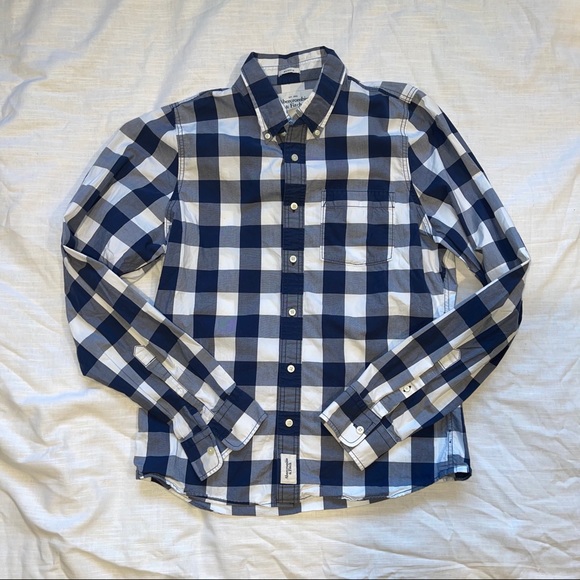 Abercrombie and Fitch white and blue button down - Picture 2 of 4